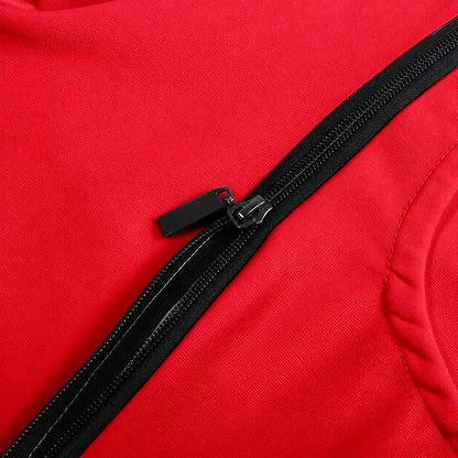 Pet carrying hoodie zipper detail
