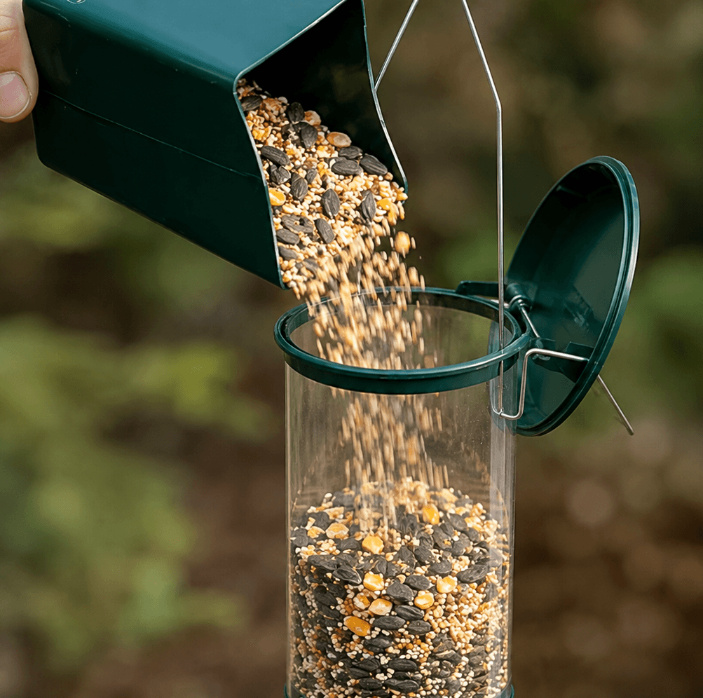 Metal Hanging Squirrel-Proof Bird Feeder Station - For Small Birds - 2.2 kg Capacity