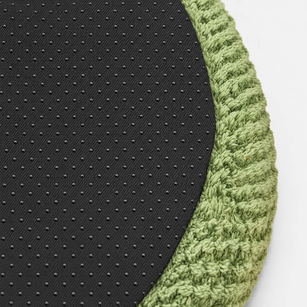 Rubber grip dots on the frog bed underside